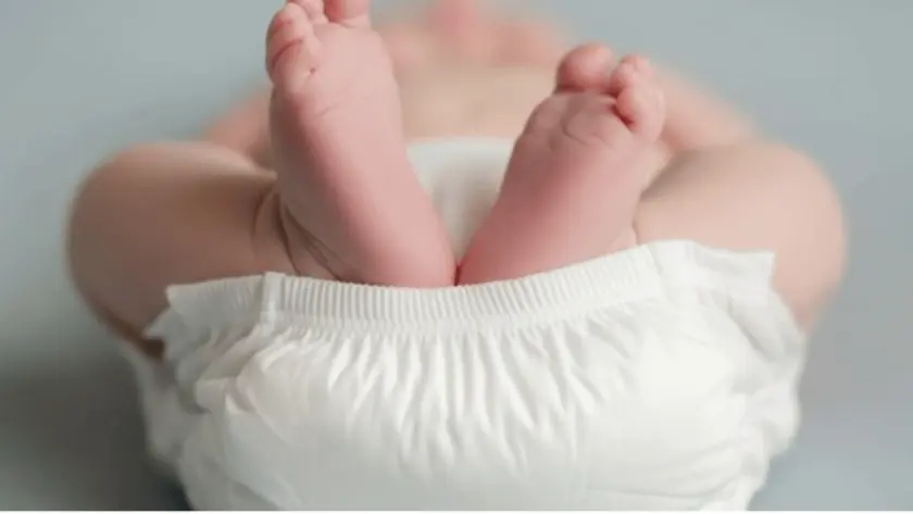 7 Kriteria Popok Newborn Terbaik untuk Kulit Sensitif Bayi
